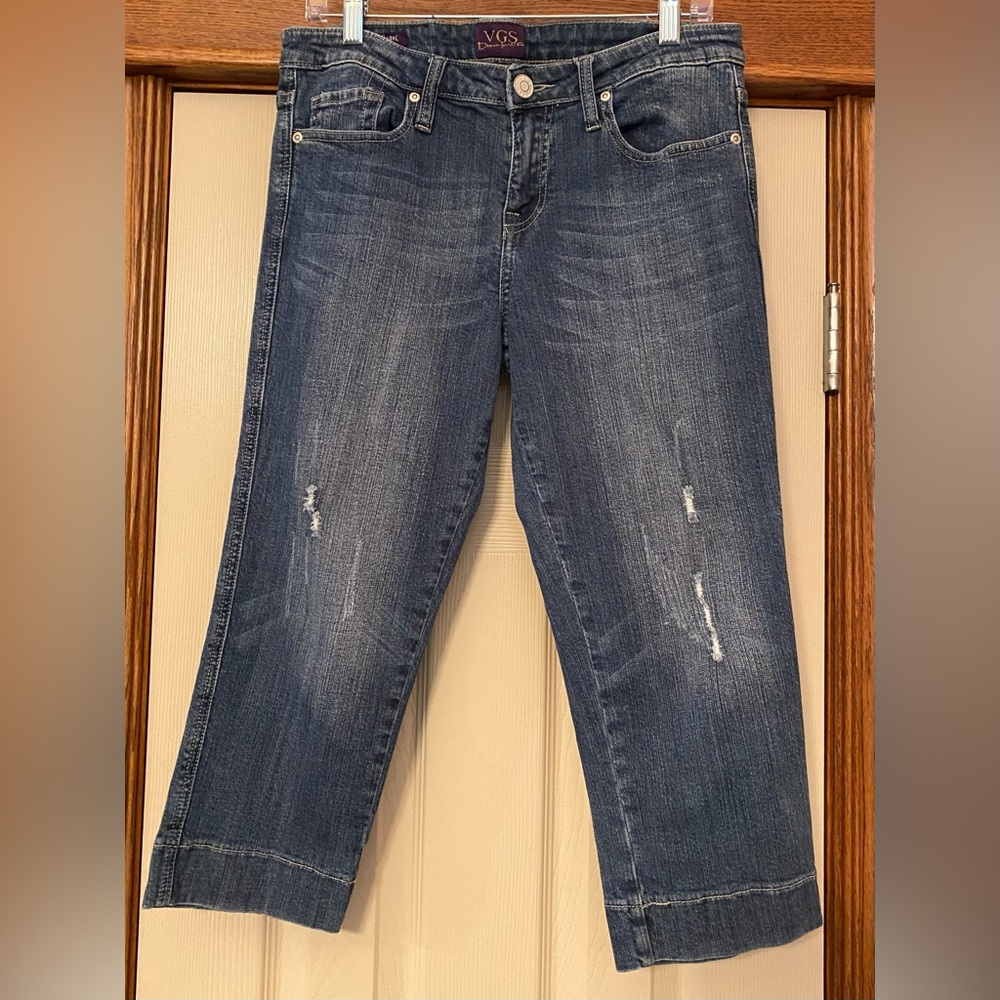 VGS Women's Blue Denim Capris Sz 6 Distressed